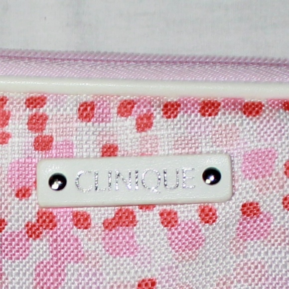 Clinique Cosmetic Bag - Picture 6 of 6